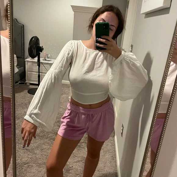 Top - Picture 2 of 3